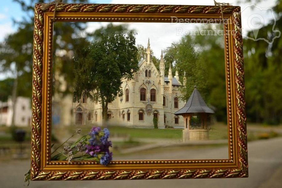 Cazare-la-Castelul-Sturdza-din-Miclauseni-Iasi-Moldova-2-900x600 Cazare la Castelul Sturdza din Miclauseni - Iasi - Moldova (2)