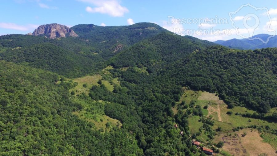 Cazare-la-Casa-La-Cotina-din-Svinita-Mehedinti-Cazanele-Dunarii-66-900x506 Cazare la Casa La Cotina din Svinita - Mehedinti - Cazanele Dunarii (66)