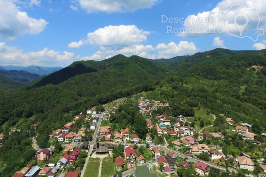 Cazare-la-Casa-Giulia-din-Baile-Olanesti-Valcea-Oltenia-30-900x600 Cazare la Casa Giulia din Baile Olanesti - Valcea - Oltenia (30)