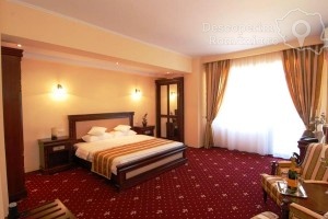 Cazare-la-Richmond-Hotel-din-Mamaia-Litoralul-Marii-Negre-DescoperimRomania-15-300x200 Cazare la Richmond Hotel din Mamaia - Litoralul Marii Negre - DescoperimRomania (15)